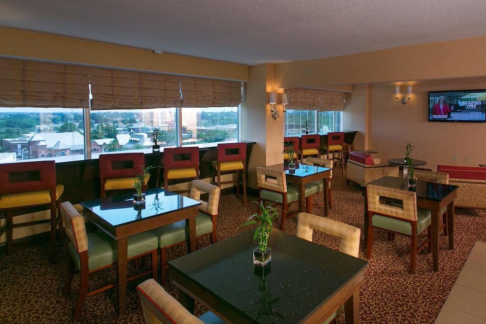 Marriott Greensboro Downtown Buitenkant foto